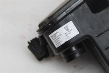 Load image into Gallery viewer, AIR CLEANER BOX Audi Q5 2009 09 2010 10 2011 11 2012 12 - 1132570
