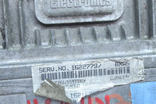 Load image into Gallery viewer, ECU ECM COMPUTER Park Avenue Regal Riviera Camaro Camaro 1997 - 1132899
