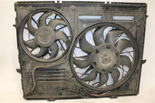 Load image into Gallery viewer, RADIATOR FAN ASSEMBLY Touareg 2004 04 2005 05 2006 06 07 08 09 10 - 1132931
