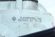 Load image into Gallery viewer, OUTER TAIL LIGHT LAMP Touareg 2004 04 2005 05 2006 06 Right - 1132983
