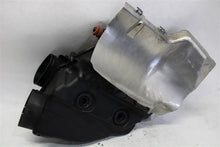 Load image into Gallery viewer, AIR CLEANER BOX BMW X5 X6 10 11 12 13 14 Right - 1133037
