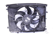 Load image into Gallery viewer, RADIATOR FAN ASSEMBLY Mercedes C350 C250 C300 E350 2008 08 09 10 11 12 13 - 1133187
