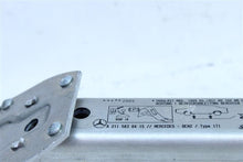 Load image into Gallery viewer, JACK Mercedes-Benz E350 E550 E63 2010 10 - 1133220
