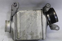 Load image into Gallery viewer, INTERCOOLER 550i 550i Gt 650i 750 HYBRID 750i 750il X5 X6 08-15 Left - 1134738
