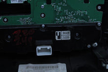 Load image into Gallery viewer, FRONT TEMPERATURE CONTROLS Nissan Pathfinder 13 14 15 16 - 1135178
