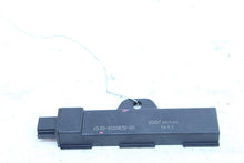 Load image into Gallery viewer, RADIO ANTENNA BMW 750 HYBRID 750i 750il 2010 10 - 1135785
