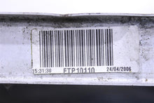 Load image into Gallery viewer, RADIATOR Land Rover LR3 2005 05 2006 06 2007 07 2008 08 2009 09 - 1135846
