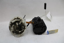 Load image into Gallery viewer, FUEL PUMP Jaguar Vanden Pl XF XFR XJ XJL XJR 10 11 12 13 - 1135955
