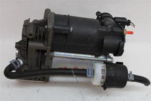 Load image into Gallery viewer, SUSPENSION AIR COMPRESSOR PUMP Vanden Pl XJ XJL XJR 2010-2014 - 1136020
