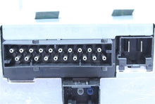Load image into Gallery viewer, AMPLIFIER 528i 535i 535i Gt 550i 550i Gt 640I 650i Active 5 M6 11-14 - 1136286
