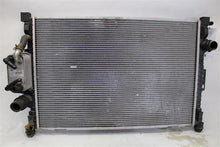 Load image into Gallery viewer, RADIATOR Land Rover LR2 2008 08 2009 09 2010 10 2011 11 - 1136314
