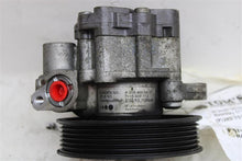 Load image into Gallery viewer, POWER STEERING PUMP C250 C300 C350 C63 E300 E350 E400 E550 E63 12-14 - 1137118

