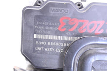 Load image into Gallery viewer, ABS ANTI-LOCK BRAKE PUMP Hyundai Tucson 10 11 12 13 - 1137235
