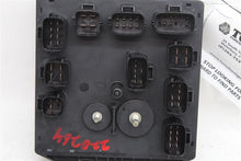 Load image into Gallery viewer, FUSE BOX Jaguar Vanden Pl XJ XJL XJR 2010 10 2011 11 2012 12 - 1137343
