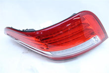 Load image into Gallery viewer, TAIL LIGHT LAMP ASSEMBLY Vanden Pl XJ XJL XJR 2010-2014 Right - 1137392
