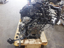 Load image into Gallery viewer, ENGINE MOTOR Santa Fe Sonata Sonata Hybrid Optima Sorento 15-19 2.4L VIN 3/F/B - 1138436
