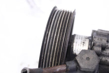 Load image into Gallery viewer, POWER STEERING PUMP Audi A8 2003 03 2004 04 2005 05 2006 06 4.2L - 1138640
