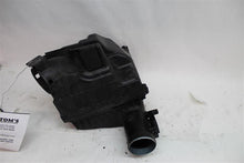Load image into Gallery viewer, AIR CLEANER BOX Volvo C70 S60 S80 V70 XC60 XC70 2007-2015 - 1139387
