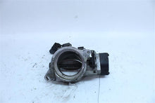 Load image into Gallery viewer, THROTTLE BODY BMW 325i 525i 1993 93 1994 94 1995 95 - 1140029
