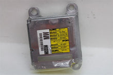 Load image into Gallery viewer, Air bag computer Toyota Highlander 2008 08 2009 09 2010 10 - 1140042
