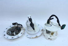 Load image into Gallery viewer, FUEL PUMP E250 Van E250D E300 E350 E400 E550 E63 2012-2016 Left - 1140095

