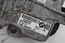 Load image into Gallery viewer, TRANSFER CASE ACTUATOR MOTOR 228I 320i 328D 328i 328I GT 335i 335i 10-17 - 1140718
