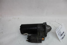 Load image into Gallery viewer, STARTER Volvo S80 XC90 1999 99 00 01 02 03 04 05 06 - 1141159
