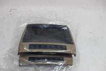 Load image into Gallery viewer, INFO-GPS SCREEN Gl320 Gl450 Gl550 ML320 ML350 ML500 ML550 ML63 06-08 - 1141779
