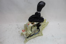 Load image into Gallery viewer, Floor Shifter Hyundai Santa Fe 2014 14 - 1142005
