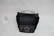Load image into Gallery viewer, RADIO Hyundai Santa Fe 2013 13 2014 14 2015 15 2016 16 - 1142022
