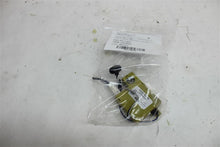 Load image into Gallery viewer, RADIO ANTENNA Land Rover Range Rover Sport 2007 07 - 1142075
