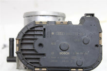 Load image into Gallery viewer, THROTTLE BODY Beetle Jetta Golf 99 00 01 02 03 04 05 06 - 1142120
