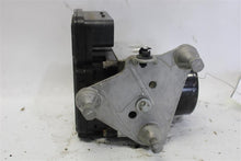 Load image into Gallery viewer, ABS ANTI-LOCK BRAKE PUMP C250 C300 C350 C63 2012 12 - 1142177
