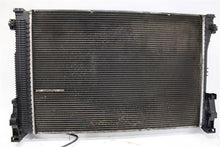 Load image into Gallery viewer, RADIATOR E250 Van C230 C250 C300 C350 C63 E250D E300 E350 E400 08-16 AT - 1142189
