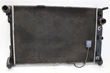 Load image into Gallery viewer, RADIATOR E250 Van C230 C250 C300 C350 C63 E250D E300 E350 E400 08-16 AT - 1142189

