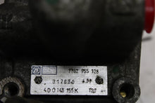 Load image into Gallery viewer, POWER STEERING PUMP Audi A6 A8 97 98 99 00 01 02 03 04 - 1142311
