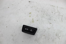 Load image into Gallery viewer, FRONT DOOR WINDOW SWITCH BMW 740i 740il 2020 20 - 1142568
