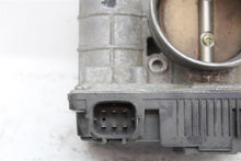 Load image into Gallery viewer, THROTTLE BODY Altima Sentra X-Trail 2002 02 03 04 05 06 - 1142843
