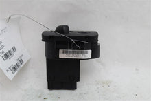 Load image into Gallery viewer, Headlight Switch Land Rover LR3 2005 05 - 1142975
