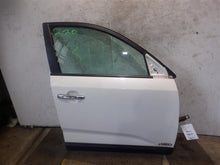 Load image into Gallery viewer, FRONT DOOR Sorento 2011 11 2012 12 2013 13 2014 14 2015 15 Right - 1143633
