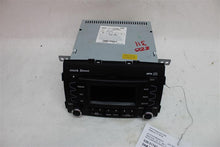 Load image into Gallery viewer, RADIO Kia Sorento 2011 11 2012 12 2013 13  AM FM CD - 1143664
