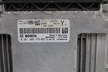 Load image into Gallery viewer, ECU ECM COMPUTER Vanden Pl XF XFR XJ XJL 13 14 15 16 17 - 1143682
