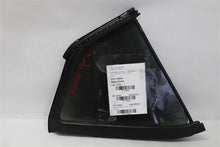 Load image into Gallery viewer, FRONT DOOR VENT GLASS 2018 18 2019 19 2020 20 Left - 1143865
