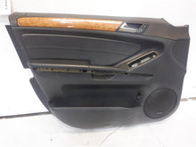 Load image into Gallery viewer, FRONT INTERIOR DOOR TRIM PANEL Mercedes-Benz ML320 ML350 2009 09 - 1144083
