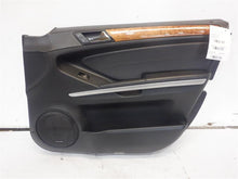 Load image into Gallery viewer, FRONT INTERIOR DOOR TRIM PANEL Mercedes-Benz ML320 ML350 2009 09 - 1144110
