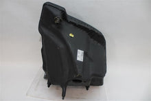 Load image into Gallery viewer, AIR CLEANER BOX Audi A6 12 13 14 15 16 - 1145956
