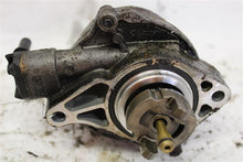Load image into Gallery viewer, VACUUM PUMP XE XF XFR XK XKR Discovery LR4 Range Rover Sport 10-19 - 1146543
