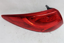 Load image into Gallery viewer, OUTER TAIL LIGHT LAMP Hyundai Tucson 10 11 12 13 14 15 Left - 1147090
