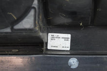 Load image into Gallery viewer, TAIL LIGHT LAMP ASSEMBLY Land Rover LR3 05 06 07 08 09 Left - 1147513
