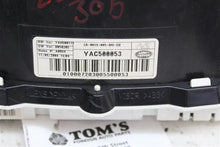 Load image into Gallery viewer, SPEEDOMETER CLUSTER Land Rover LR3 2005 05 2006 06 - 1147549

